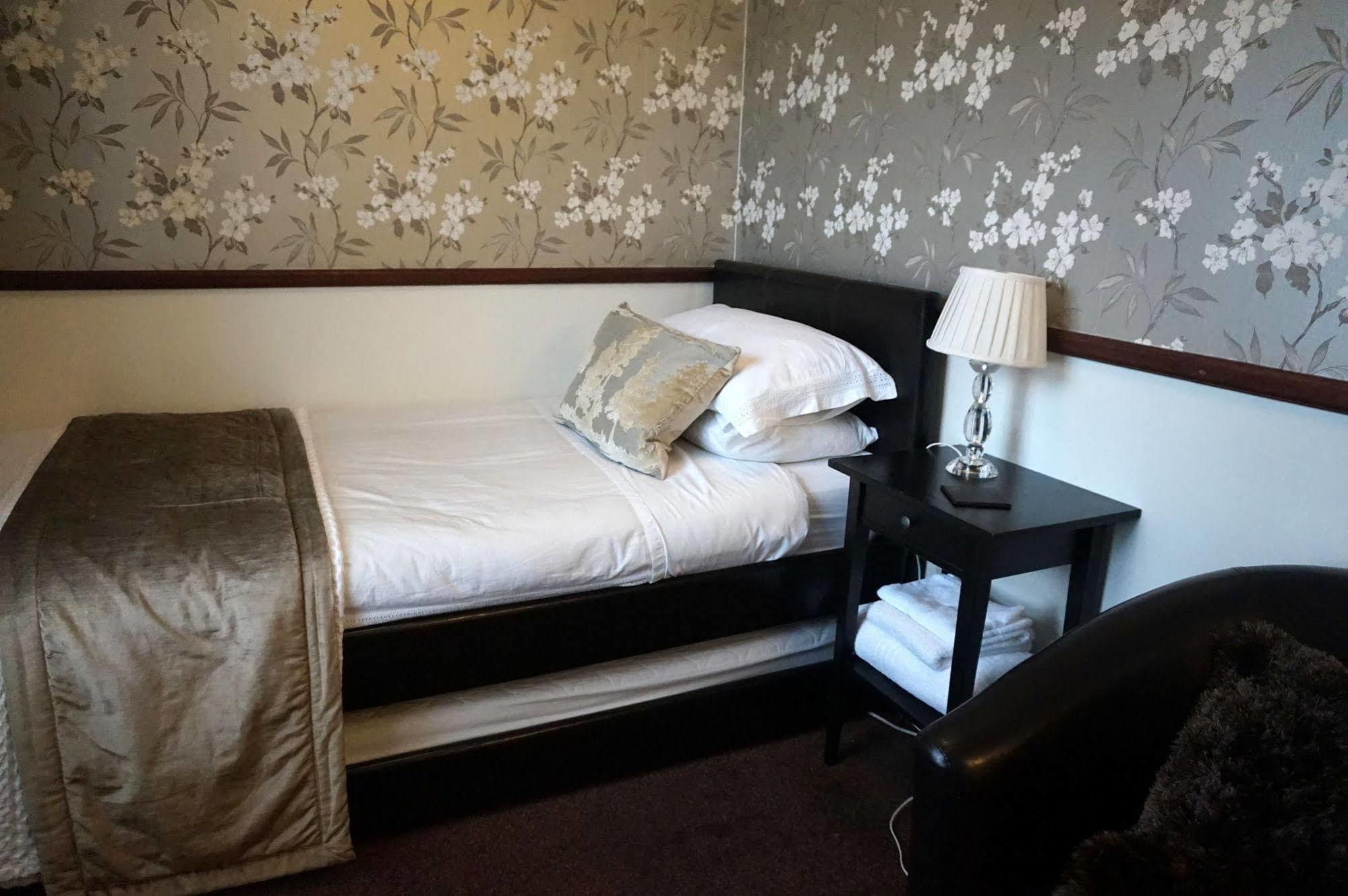 Lakeside Guest House Oxford Dış mekan fotoğraf